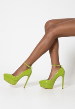 sandália meia pata verde schutz salto alto verniz