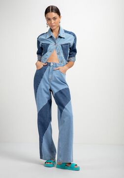 Jaqueta Jeans com Recortes Duo Denim