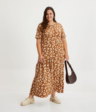 Vestido Midi em Malha Crepe com Gola em Tricô e Estampa Animal Print Onça Curve & Plus Size Marrom