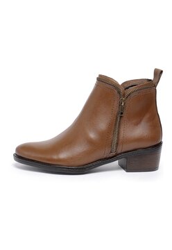 Bota caramelo best sale feminina cano curto